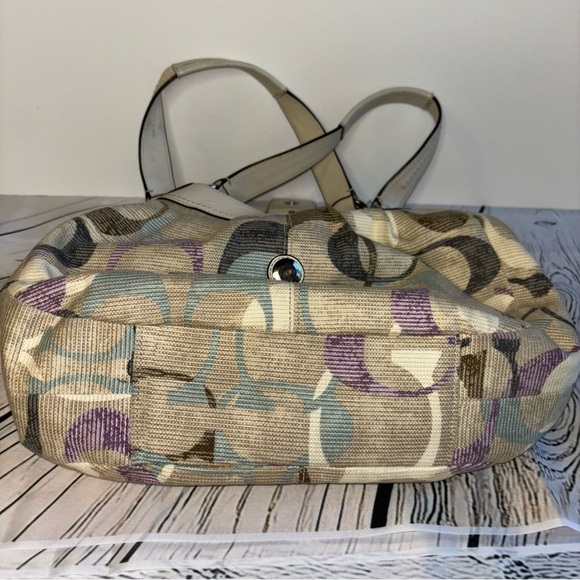 Coach Soho Linen Lynne Multi-color Optic Art Hobo Bag F16590 Sv/mc - Picture 10 of 11